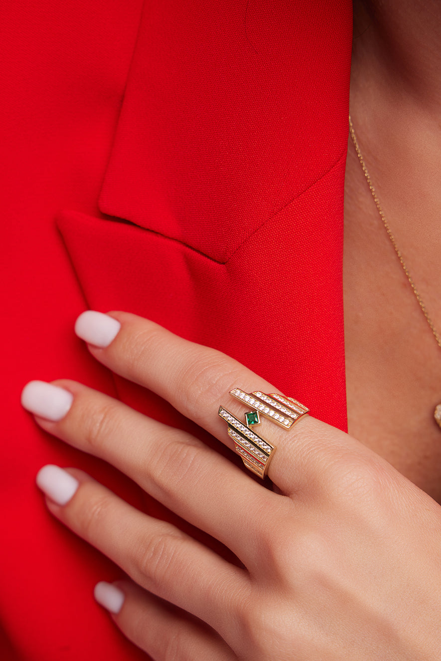 RENKLİ TAŞLI ALTIN YÜZÜK