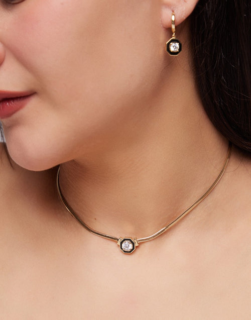 Load image 1 in gallery view. ALTIN TAKIM KOLYE