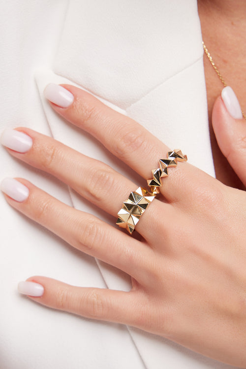 Galeri görünümünde 1 numaralı görseli yükle. ALTIN YÜZÜK