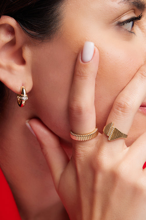 Load image 1 in gallery view. ALTIN YÜZÜK