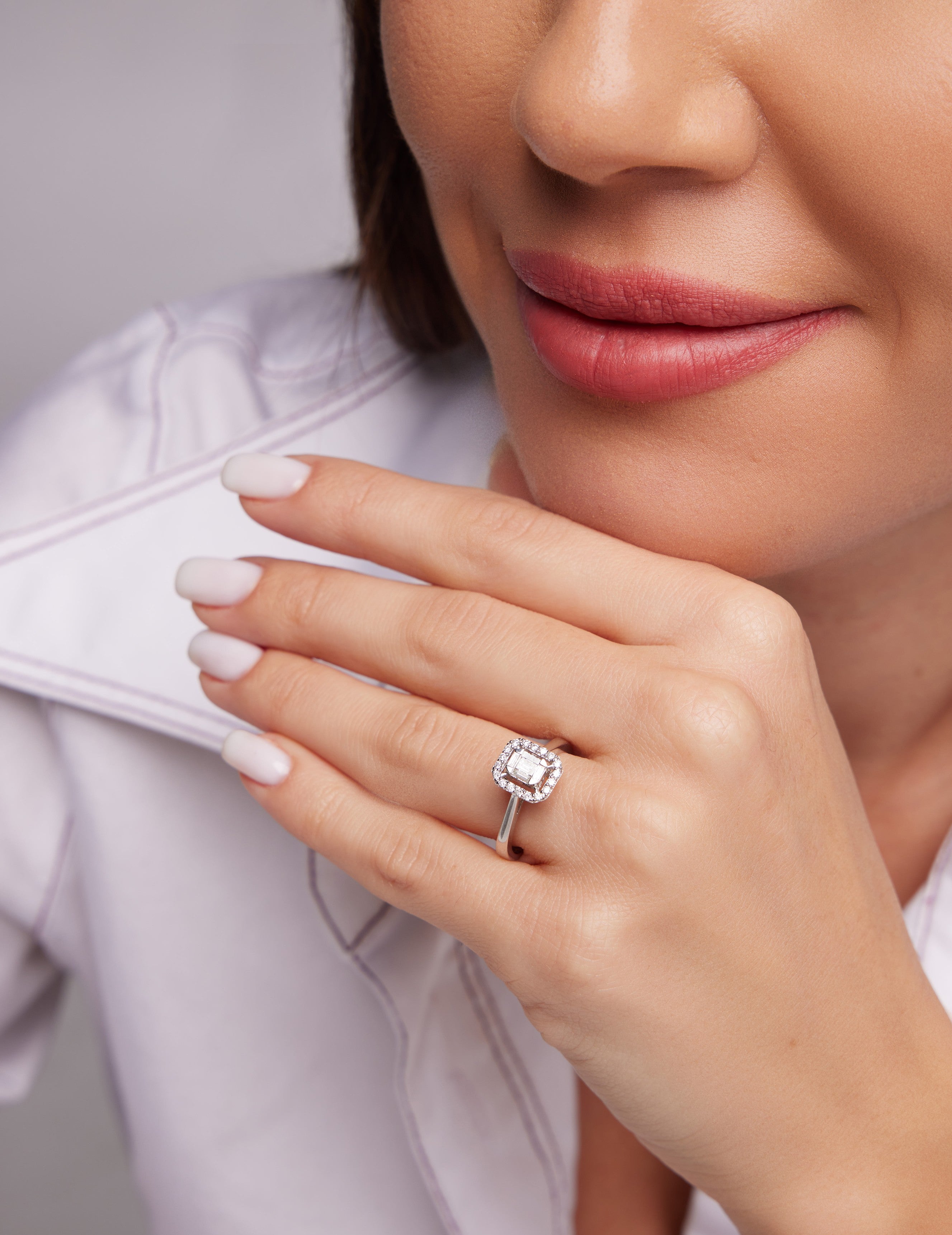 BAGET PIRLANTA YÜZÜK