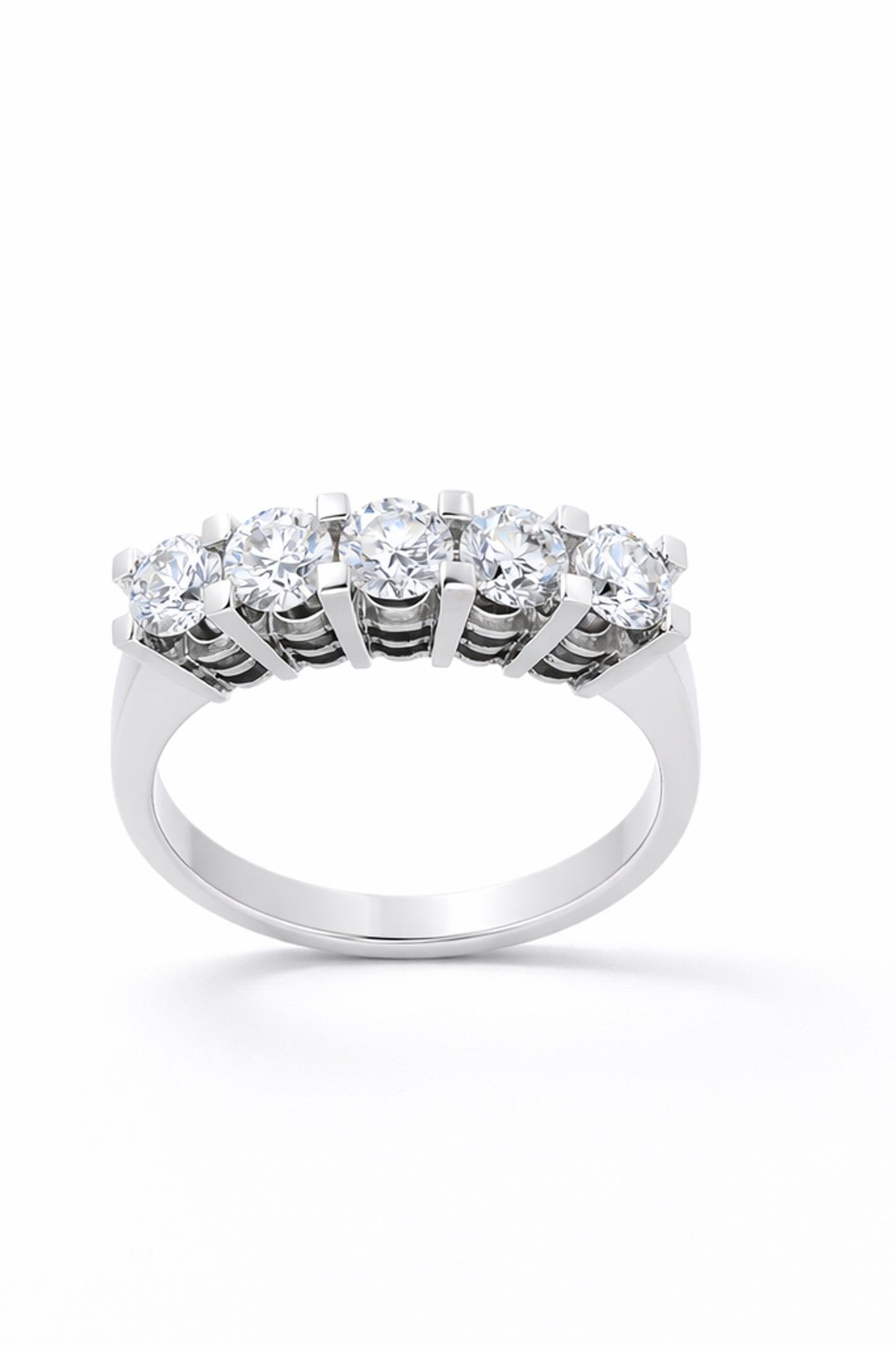 BEŞ TAŞ PIRLANTA YÜZÜK