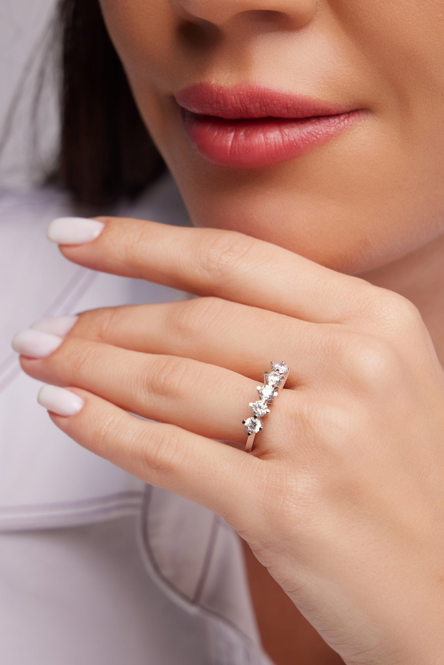 BEŞ TAŞ  PIRLANTA YÜZÜK