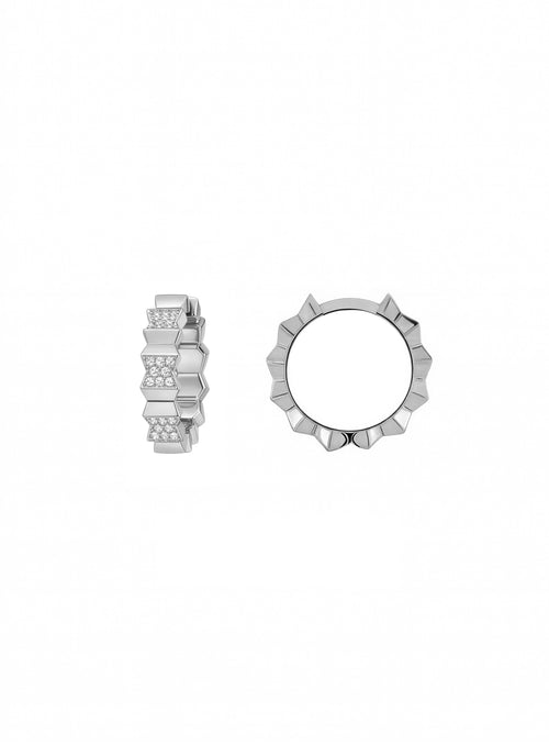 Galeri görünümünde 1 numaralı görseli yükle. ÇİFT TARAFLI HALKA ALTIN KÜPE