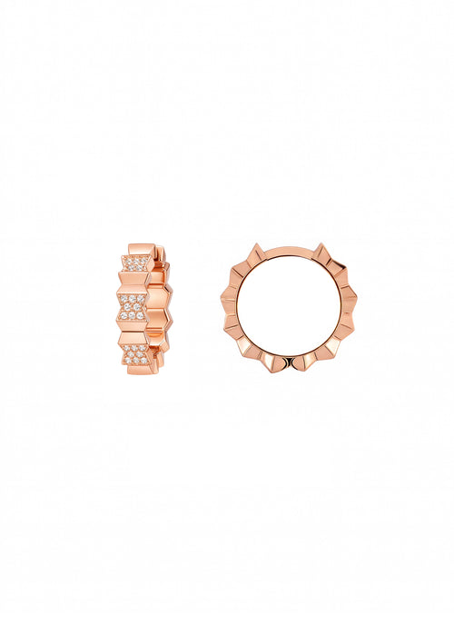 Galeri görünümünde 1 numaralı görseli yükle. ÇİFT TARAFLI HALKA ALTIN KÜPE