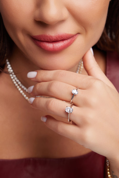 Galeri görünümünde 1 numaralı görseli yükle. OVAL TEK TAŞ ALTIN YÜZÜK