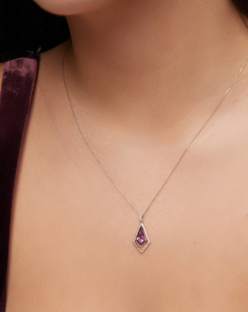 Load image 1 in gallery view. PIRLANTA KOLYE