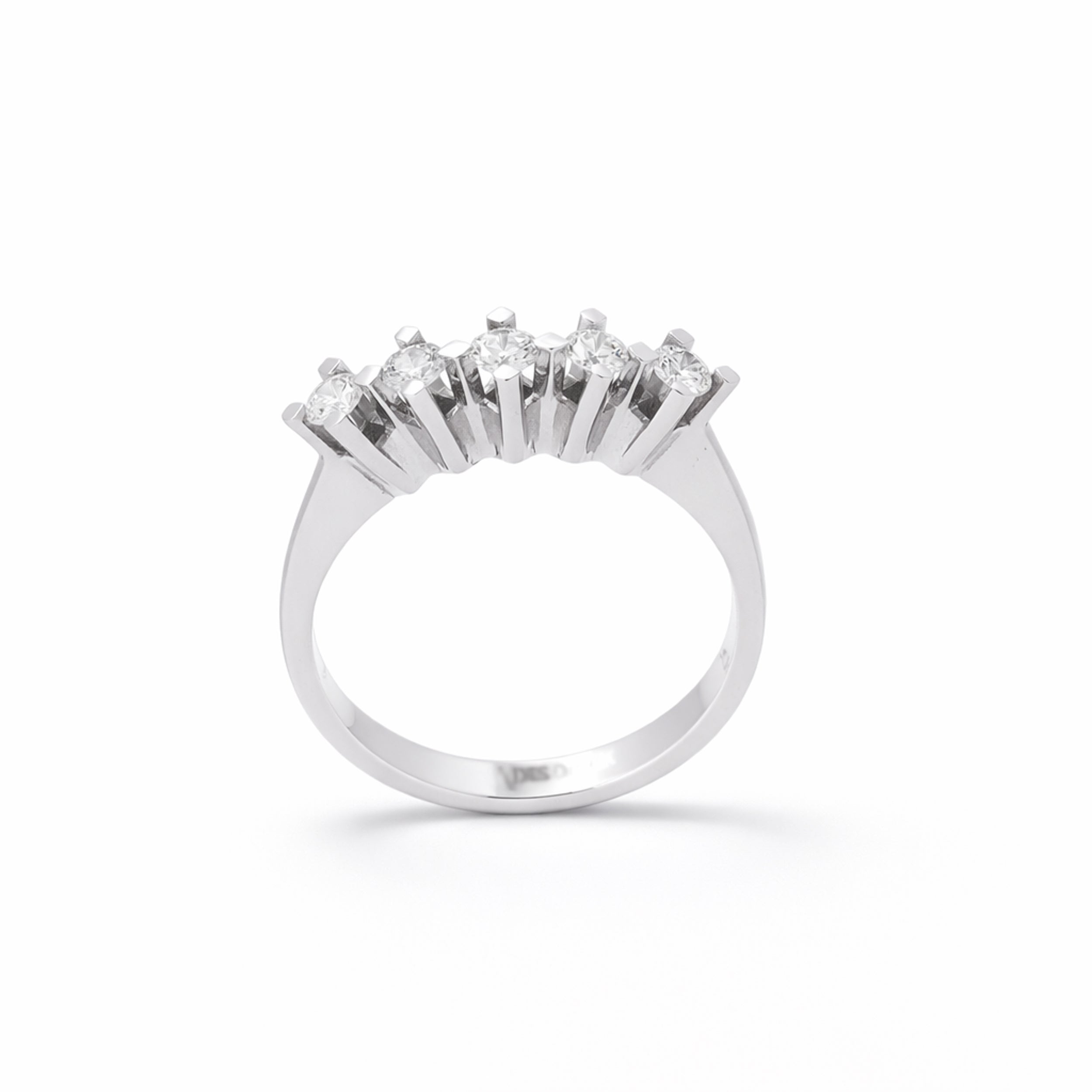 BEŞ TAŞ PIRLANTA YÜZÜK