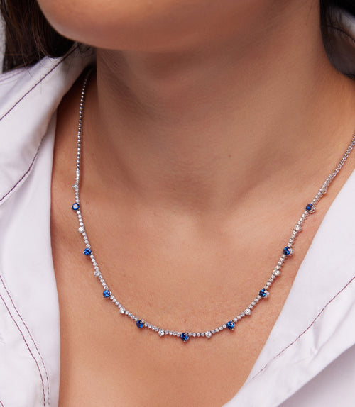 Galeri görünümünde 1 numaralı görseli yükle. SAFİRLİ PIRLANTA TAKIM KOLYE