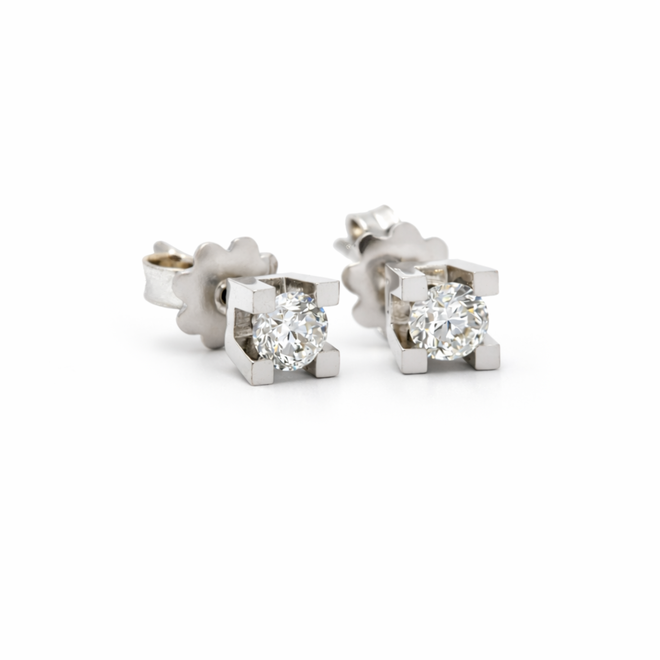 TEK TAŞ PIRLANTA TAKIM KÜPE