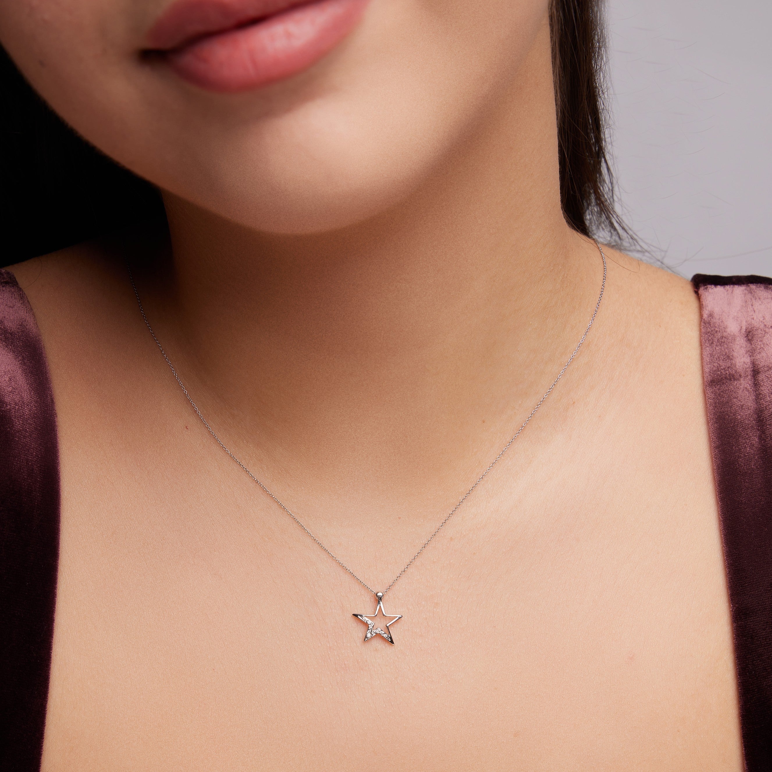 YILDIZ PIRLANTA KOLYE